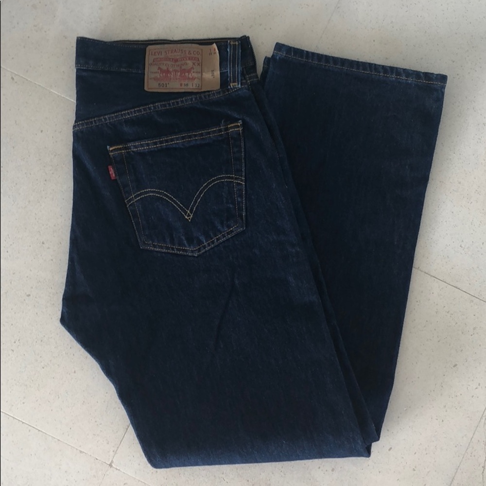 Men’s Levi’s 501 Straight Leg Button Fly W36 X 32L